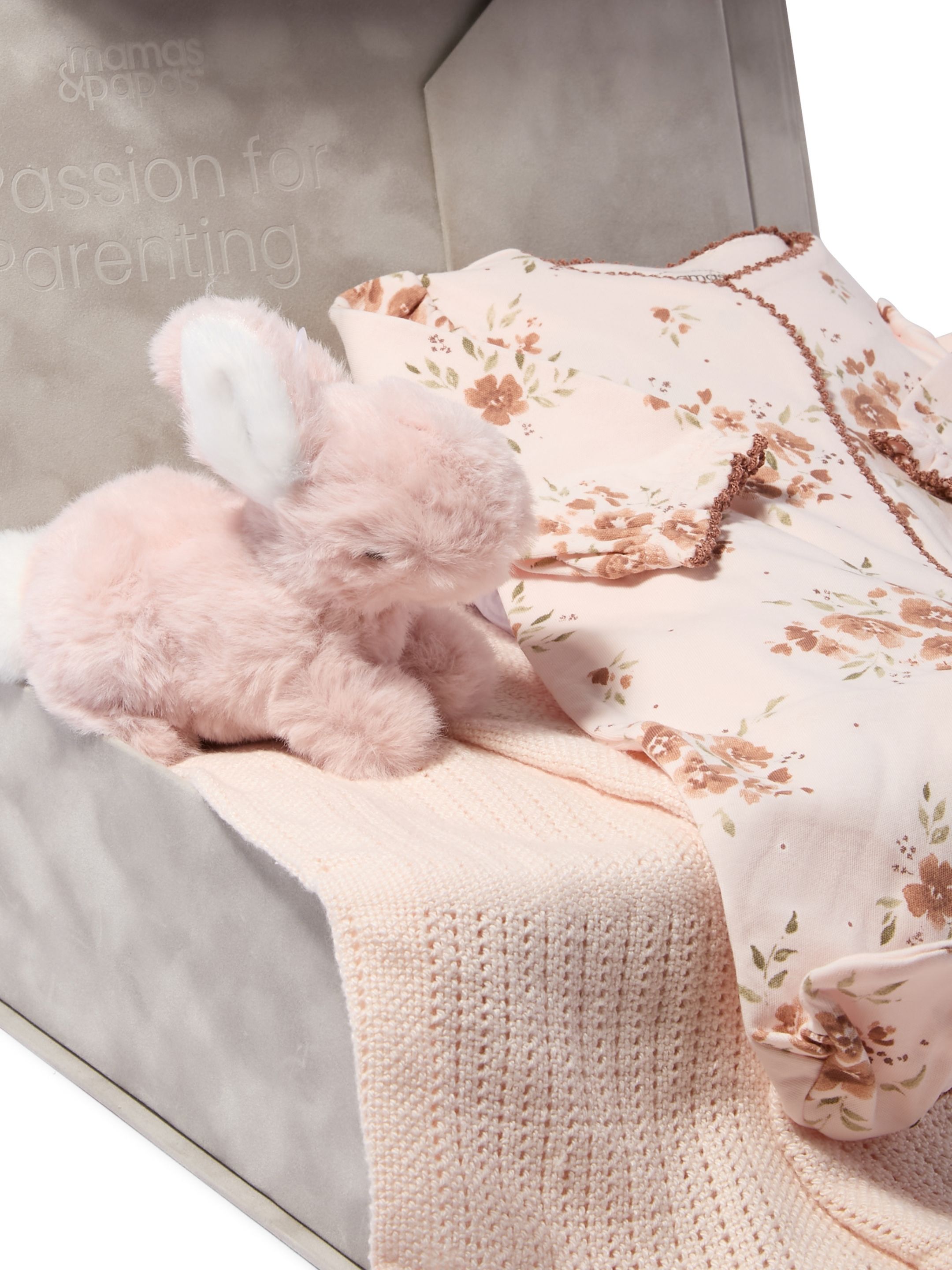 Floral Print All-in-One Baby Gift Set with Pink Blanket & Bunny image number 2